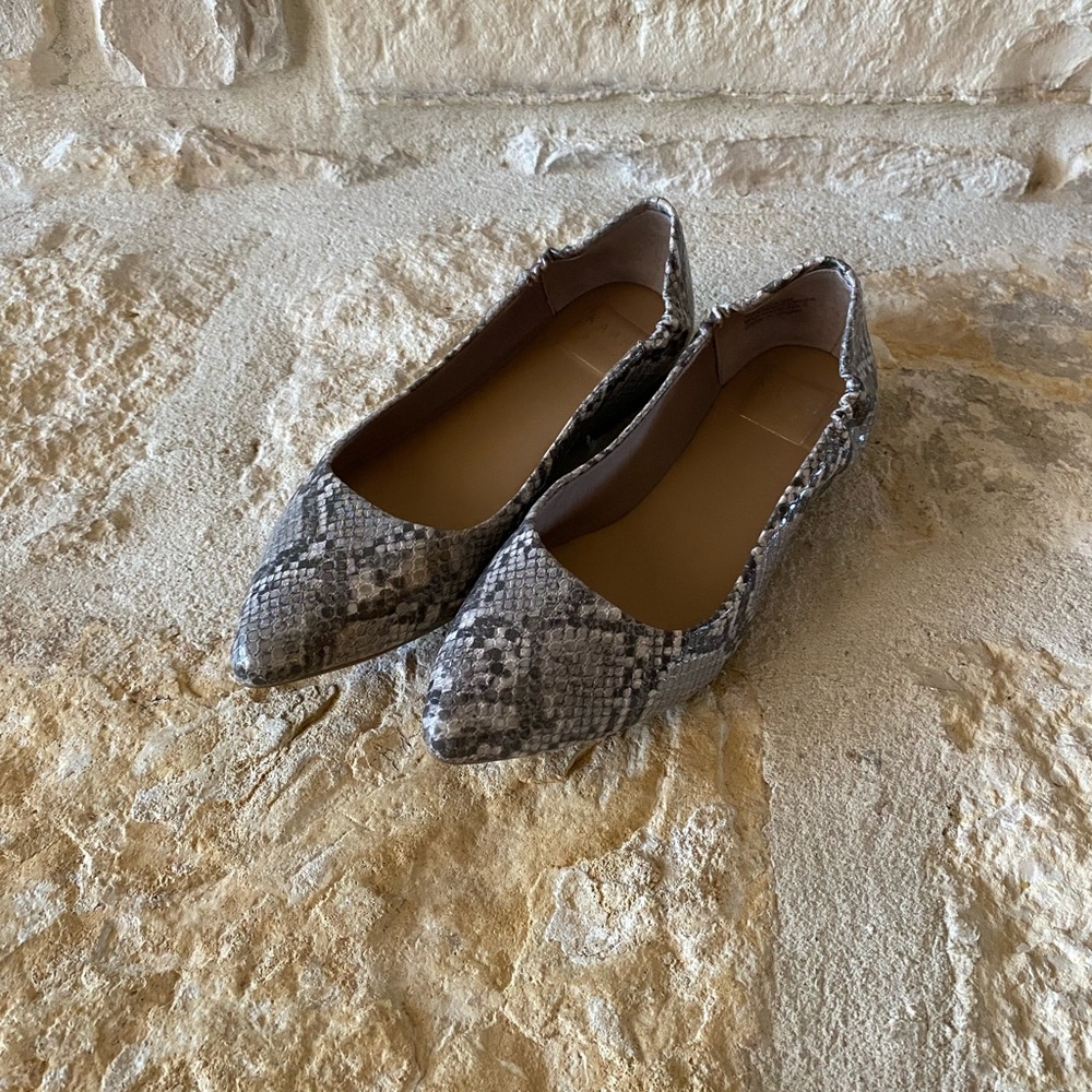 Kaari Blue snake python flats